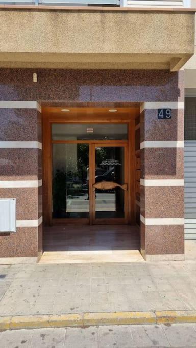 Piso En El Centro Con Vistas Al Mar Y Balcon Apartment Roses Exterior photo