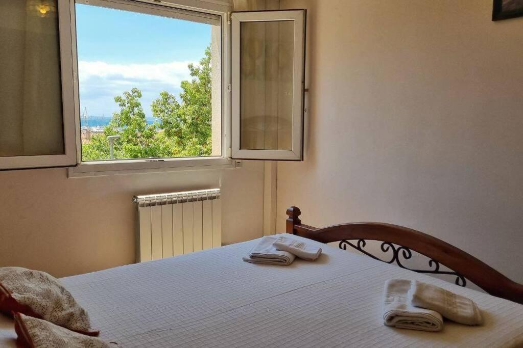 Piso En El Centro Con Vistas Al Mar Y Balcon Apartment Roses Exterior photo